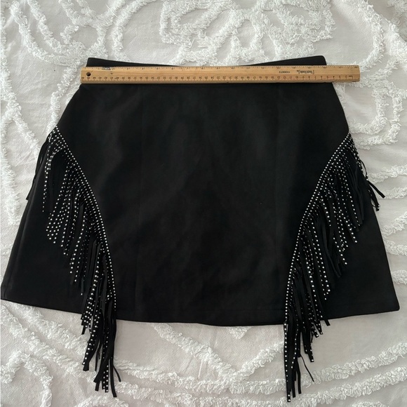 Handcrafted fringe skirt L/XL - Picture 3 of 6